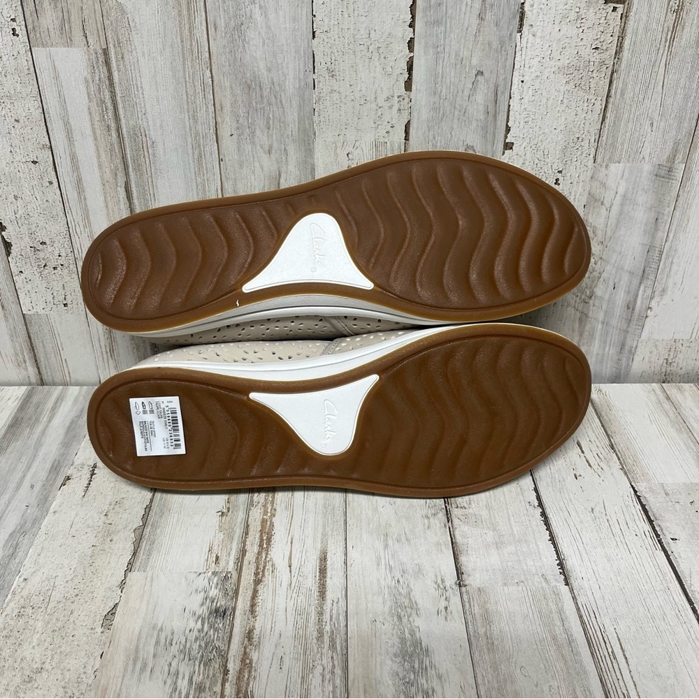 Clarks Cloudsteppers Stretch Slip-Ons Breeze Emil… - image 4